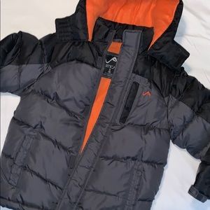 NWOT Boys Puffer jacket